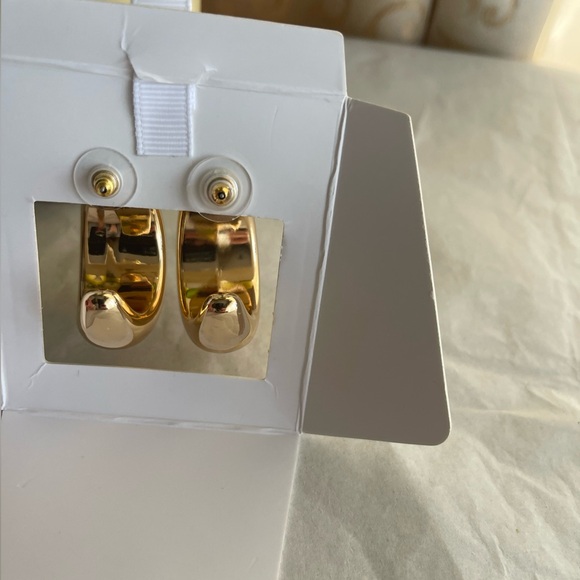 The House of Harlow CHUNKY Drop Earrings GOLD - Picture 5 of 10
